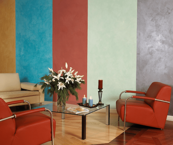 What to Consider When Deciding Between Venetian Plaster or Decorative Paint for a Feature Wall